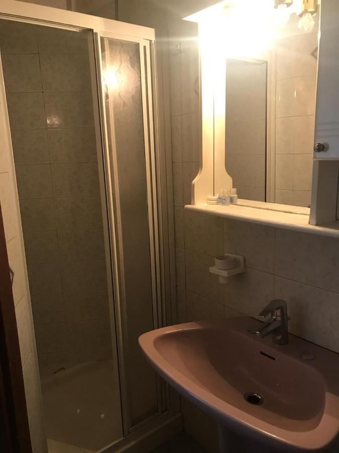 Hotel Carillon Lavena Ponte Tresa Ngoại thất bức ảnh